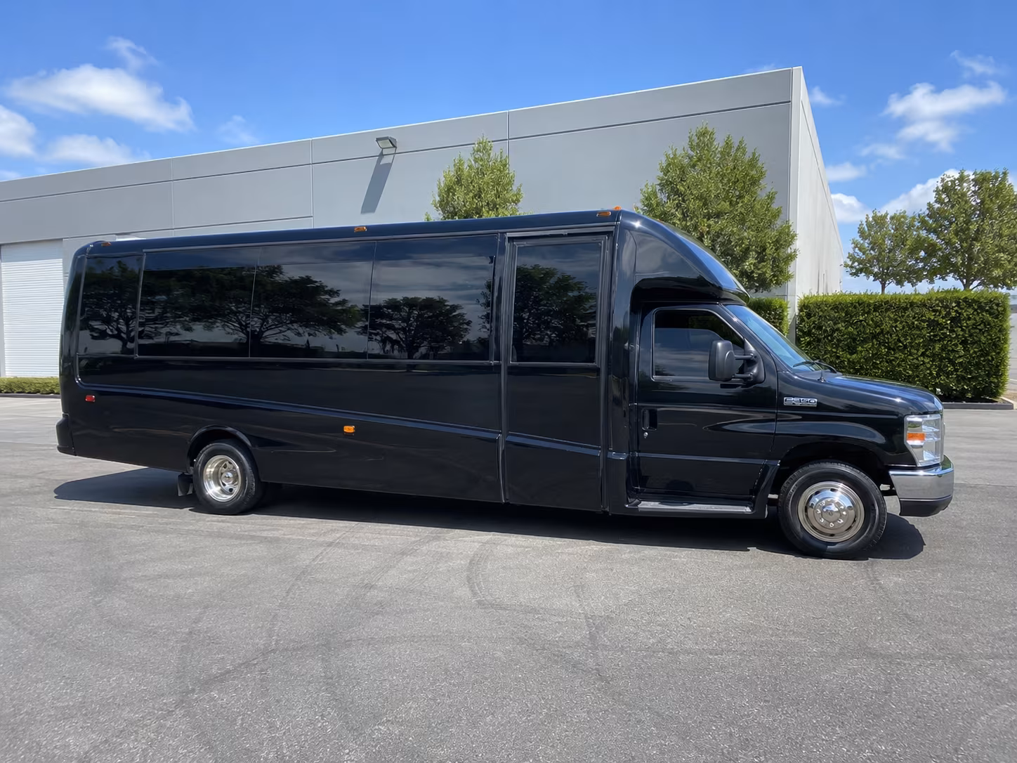 affordable grand rapids prom party bus prices split across your group